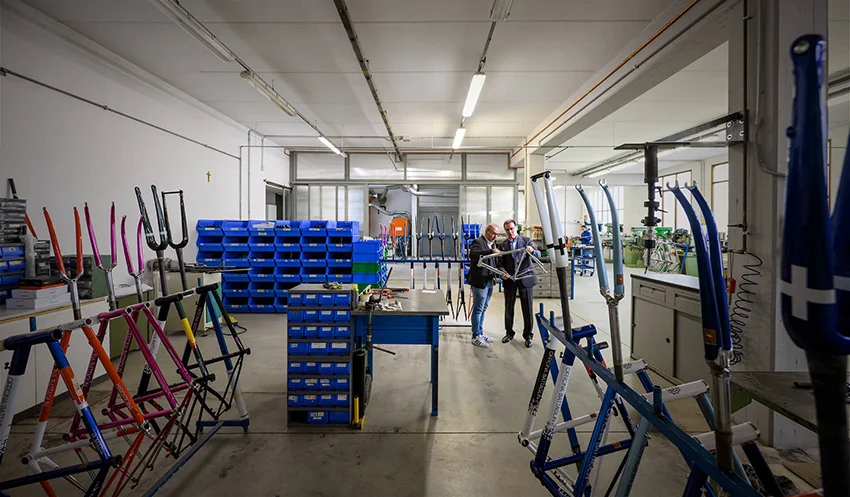 battaglin italian bike frame factory